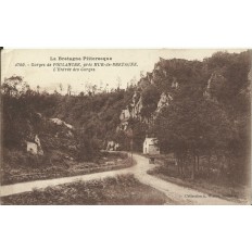 CPA: MUR-de-BRETAGNE, Entrée des Gorges de Poulance, années 1910