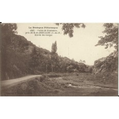 CPA: MUR-de-BRETAGNE, l'Entrée des Gorges de Poulance, années 1910