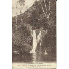 CPA: MUR-DE-BRETAGNE,Cascade à l'entrée des Gorges, vers 1910