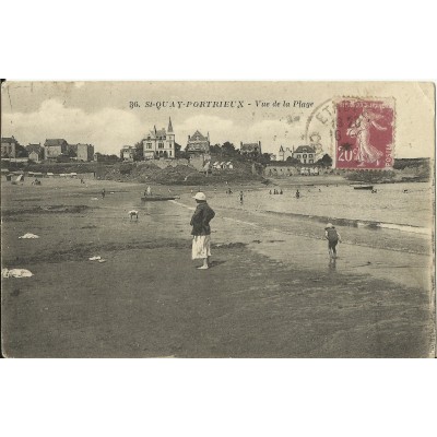 CPA: ST-QUAY-PORTRIEUX, Une Vue de la Plage, années 1920