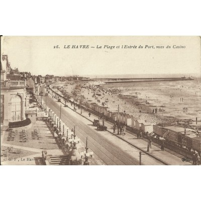 CPA: LE HAVRE, Plage, Entrée du Port, années 1920