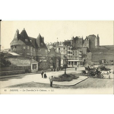 CPA: DIEPPE, Les Tourelles et le Chateau, vers 1900.