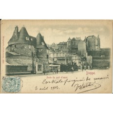 CPA: DIEPPE, Porte du Port d'Ouest, 1900.