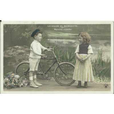 CPA: LA LECON DE BICYCLETTE, Marché conclu. vers 1900