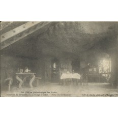 CPA: LES EYZIES, RESTAURANT de la Grotte de la Gorge de l'Enfer, vers 1900